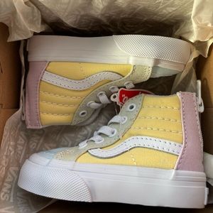 High top Vans BRAND NEW PASTEL COLORS